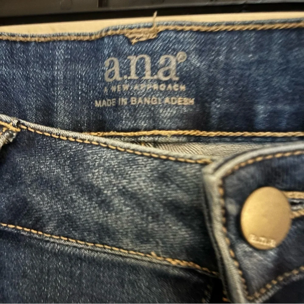 a.n.a Blue Jeggings! Excellent condition! - Picture 3 of 9